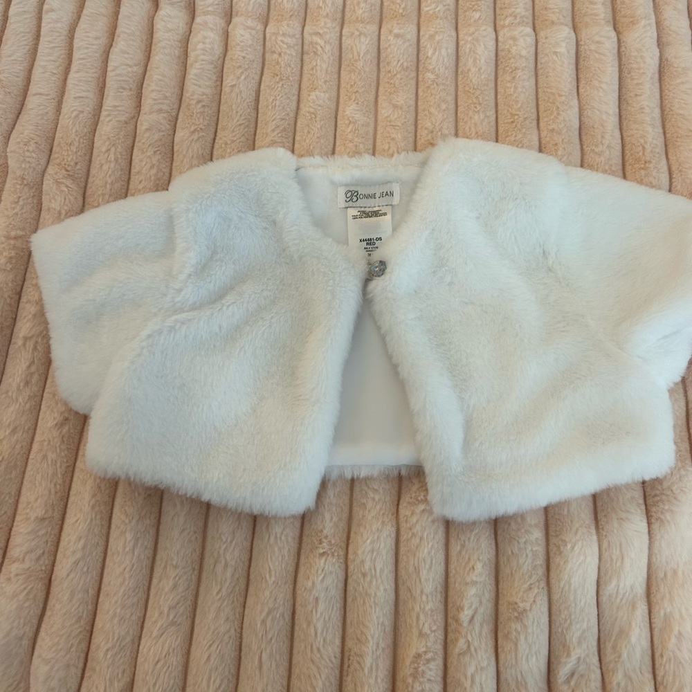 Bonnie Jean faux fur short jacket size 7. Size send like new. Rhinestone button